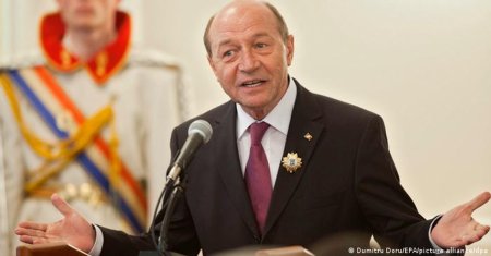 Ce i-a spus Putin lui <span style='background:#EDF514'>TRAIAN</span> Basescu despre tezaurul romanesc aflat in posesia Rusiei.  Am vorbit cand am facut vizita la Moscova si mi-a spus ca... 