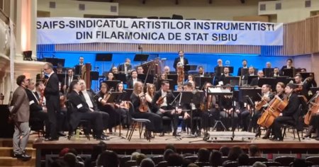 Revolta in sala Filarmonicii de Stat Sibiu: concert anulat cand ar fi trebuit sa inceapa, iar sala era plina. Este <span style='background:#EDF514'>PENIBIL</span> VIDEO
