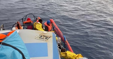 O noua tragedie in Marea Mediterana. 60 de <span style='background:#EDF514'>MIGRANTI</span> si-au pierdut viata in timp ce incercau sa ajunga in Europa