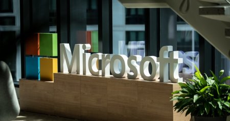 Microsoft si Amazon suspenda accesul la serviciile cloud in Federatia Rusa