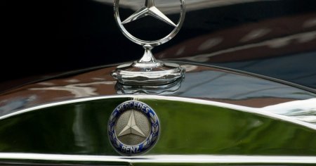 Salariul sefului Mercedes-Benz aproape s-a dublat anul trecut. Cat castiga afaceristul