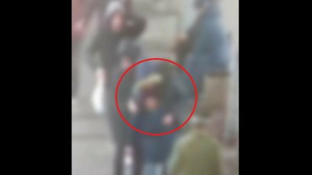 Un hot de portofele a fost prins in flagrant, in Bucuresti. Jefuise o fata de 19 ani intr-un tren. VIDEO