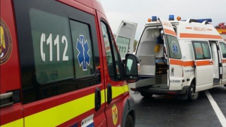 Accident grav pe Autostrada Soarelui! <span style='background:#EDF514'>UN MORT SI TREI RANITI</span>, dupa ce o masina s-a rasturnat | Traficul spre Bucuresti este restrictionat