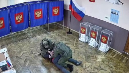 Oficialii Moscovei, despre rusii care au mers la vot: Gunoaie folosesc alte gunoaie. Ce au lasat oamenii prin urne