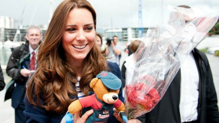 Cand va povesti Kate Middleton <span style='background:#EDF514'>DESPRE OPERA</span>tia prin care a trecut. Vrea sa fie clara si deschisa