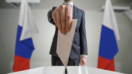 Ce a putut sa scrie pe buletinul de vot un barbat din Rusia. A fost retinut imediat de politie