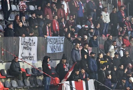 N-au ratat ocazia » Ultrasii lui Dinamo i-au ironizat pe rivalii visini dupa arestarea lui Bocciu