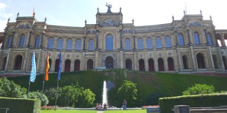 Parlamentul Bavariei: Amenzi de la 2.000 la 4.000 de euro pentru limbaj necivilizat