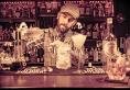 Ce este un bar speakeasy, un concept tot mai popular, importat din perioada <span style='background:#EDF514'>PROHIBITIE</span>i din SUA, unde poti sa bei un cocktail alaturi de o 