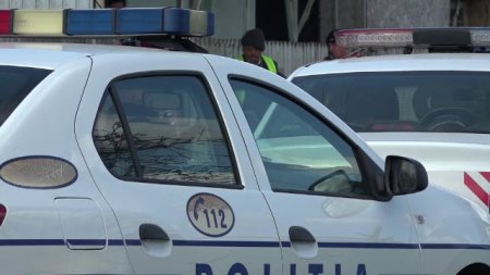 Un politist de 39 de ani din Roman s-a sinucis in locuinta sa, in timpul serviciului