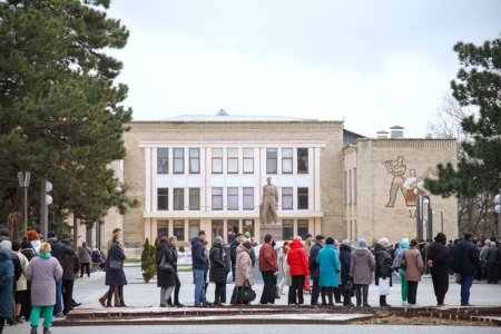 Republica Moldova expulzeaza un diplomat rus, dupa organizarea alegerilor prezidentiale pe teritoriul Transnistriei. Reactia Moscovei