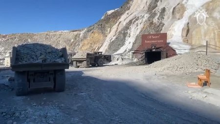 O mina de aur in care se aflau mai multi muncitori s-a prabusit in Rusia. A fost instituita stare de urgenta