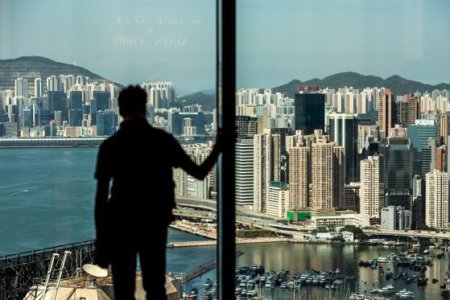 Hong Kong-ul se aproprie tot mai mult de China. Regiunea adopta o noua lege a securitatii nationale care prevede pedeapsa <span style='background:#EDF514'>INCHISORI</span>i pe viata pentru tradare: Un moment istoric pentru Hong Kong