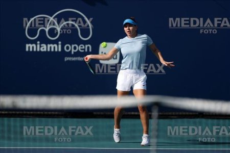 Se disputa meciul Simona Halep - Paula Badosa, primul tur de la Miami. Simo a facut legea in primul set
