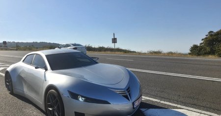 Pretul de lux cu care se vinde Tesla de Cluj, prima masina electrica <span style='background:#EDF514'>MADE IN RO</span>mania VIDEO
