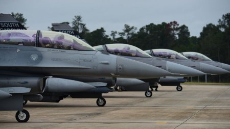 Primele F-16 pentru Ucraina au sosit in Romania. Radu Tudor: Centrul de instruire din Baza 86 Aeriana isi propune sa creeze un hub international pentru instruirea pil<span style='background:#EDF514'>OTIL</span>or