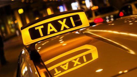 Reincepe razboiul intre taximetristi si Uber