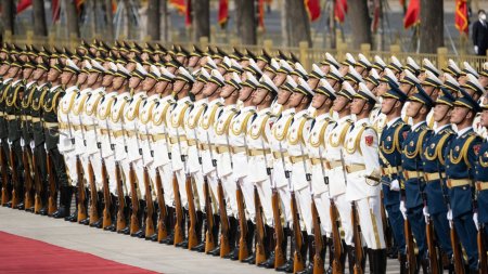 China isi construieste armata la o scara n<span style='background:#EDF514'>EMAI</span>vazuta si este pe cale de a putea invada Taiwan pana in 2027