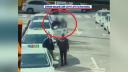 Un taximetrist din Timisoara si-a batut o colega pana s-a prabusit la pamant. VIDEO cu scenele socante