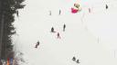 <span style='background:#EDF514'>PARTIILE</span> de schi sunt inca aglomerate, in ciuda temperaturilor. Cat mai costa in prezent un abonament pe o zi