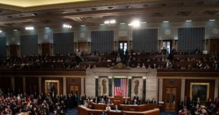 Senatul SUA a adoptat bugetul, evitand paralizia serviciilor publice