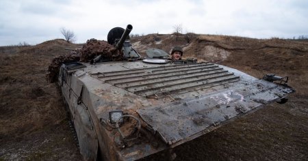 Armata rusa lanseaza atacuri cu infanterie pentru a-si conserva vehiculele blindate