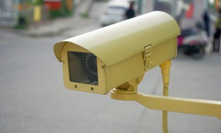 Primul oras din Romania supravegheat video cu ajutorul Inteligentei Artificiale. Sunt montate 1.500 de camere video