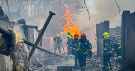 Rusia a lansat un nou atac de amploare impotriva Ucrainei, provocand incendii si intreruperi de electricitate
