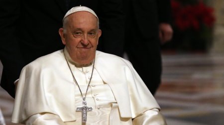 Papa Francisc nu a mai citit predica din Duminica Floriilor, o decizie neobisnuita pentru un eveniment major
