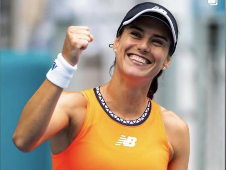 Sorana Cirstea bate tot ce prinde: este in opti<span style='background:#EDF514'>MILE</span> de finala la turneul de tenis de la Miami