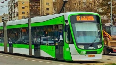 Circulatia pe linia 25 a tramvaiului revine de astazi pe ambele sensuri pe bulevardul Timisoara