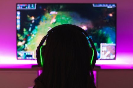 Jocurile video excesive pot provoca probleme fizice, conform unui nou studiu