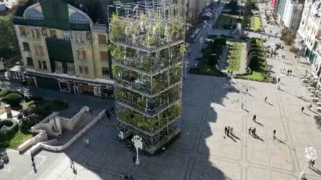 Pepiniera etajata cu peste 1.300 de plante, cu sanse sa castige competitia arhitecturala din Timisoara