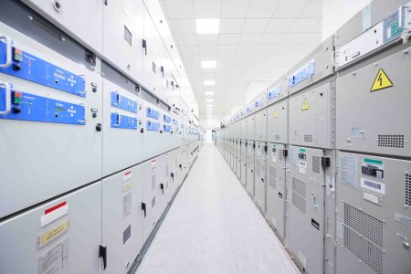 Retele Electrice <span style='background:#EDF514'>MUNTENIA</span> a finalizat modernizarea Statiei Electrice Nord, cea mai mare din sistemul de distributie din Romania, in urma unor investitii de 70 de milioane de lei