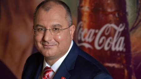 (P) <span style='background:#EDF514'>DIMITRIS</span> Rompis, CFO Coca-Cola HBC: Romania si Grecia au legaturi puternice, istorice si culturale, si valori comune