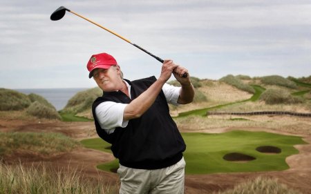 Biden il ironizeaza pe <span style='background:#EDF514'>TRUMP</span>, dupa ce fostul presedinte s-a laudat ca a castigat doua premii la golf: Bravo, Donald! Ce realizare