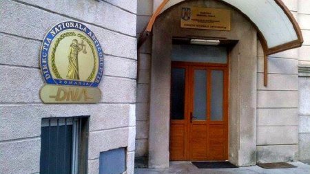 Mita la vama Nadlac: 21 de politisti de frontiera si un inspector DGAF, trimisi in judecata!