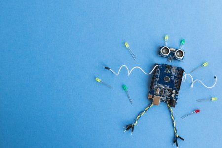 Care sunt avantajele utilizarii unui kit Arduino in proiectele tale?