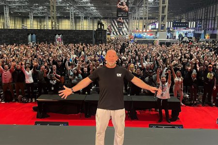 DY Nutrition si Dorian Yates, prezenta game-changing la <span style='background:#EDF514'>ARNOLD</span> Sports Festival UK 2024