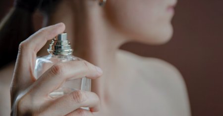 Cum alegi parfumul potrivit in functie de ph-ul pielii tale