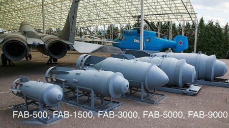 Rusii au trecut la productia in masa a unor bombe planante de trei tone, FAB-3000