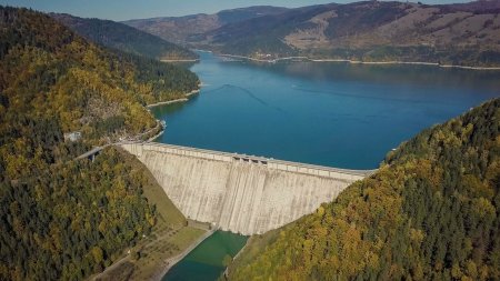 Ce s-a descoperit la Barajul Izvorul Muntelui, unul dintre cele mai mari din Europa, dupa cutremurul din Neamt