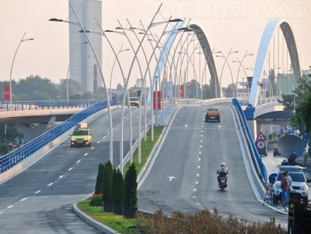 Traficul pe <span style='background:#EDF514'>PASAJ</span>ul Baneasa din nordul Capitalei va fi restrictionat vineri si sambata noaptea