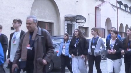 Elevii olimpici din Alexandria, in vizita la Facultatea de Sport din Capitala