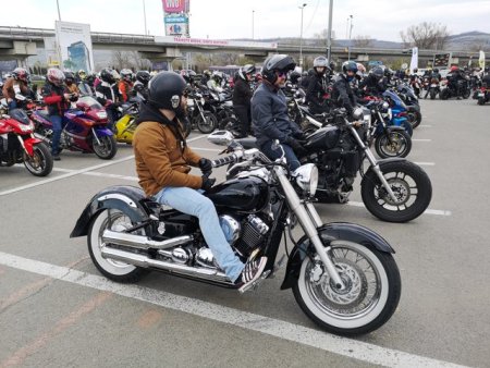 Marsul motocicletelor reconfigureaza sambata traseul in Bucuresti