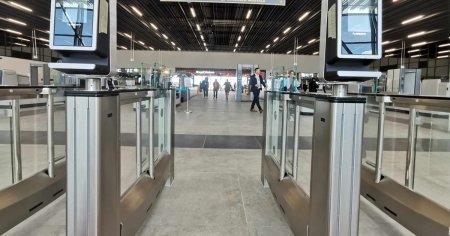 Terminalul Schengen de pe <span style='background:#EDF514'>AEROPORTUL TIMISOARA</span>, inaugurat. A costat 40 de milioane de euro si este cel mai modern din tara FOTO VIDEO