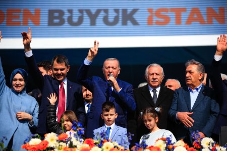 Turcia voteaza duminica la alegerile locale. Partidul lui Erdogan incearca sa recastige Istanbulul si Ankara intr-un scrutin vazut ca un test pentru presedinte