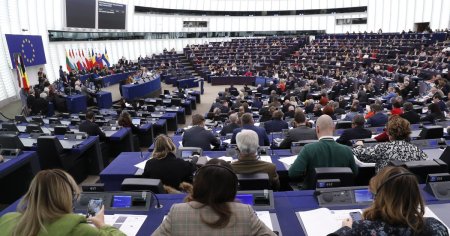 Europarlamentarii cer ancheta privind reteaua de influenta rusa, cu zece saptamani inaintea alegerilor europene
