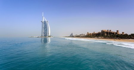 Cele 300 de insule artificiale din Dubai, construite pentru cei bogati, ramase ne<span style='background:#EDF514'>LOCUITE</span>