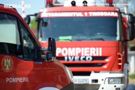 Suceava: Alerta de incendiu intr-un supermarket din <span style='background:#EDF514'>RADAUTI</span>. 220 de persoane s-au autoevacuat